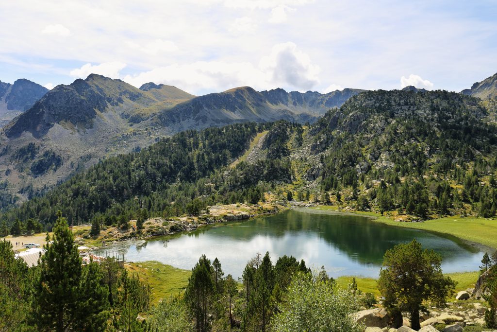 Créer une société en Andorre : le guide complet 2026